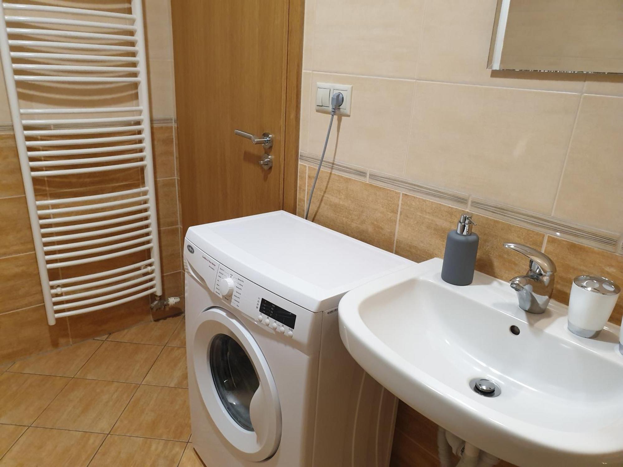 Apartman Slavkov Home & Parking Nová Lesná Exteriér fotografie