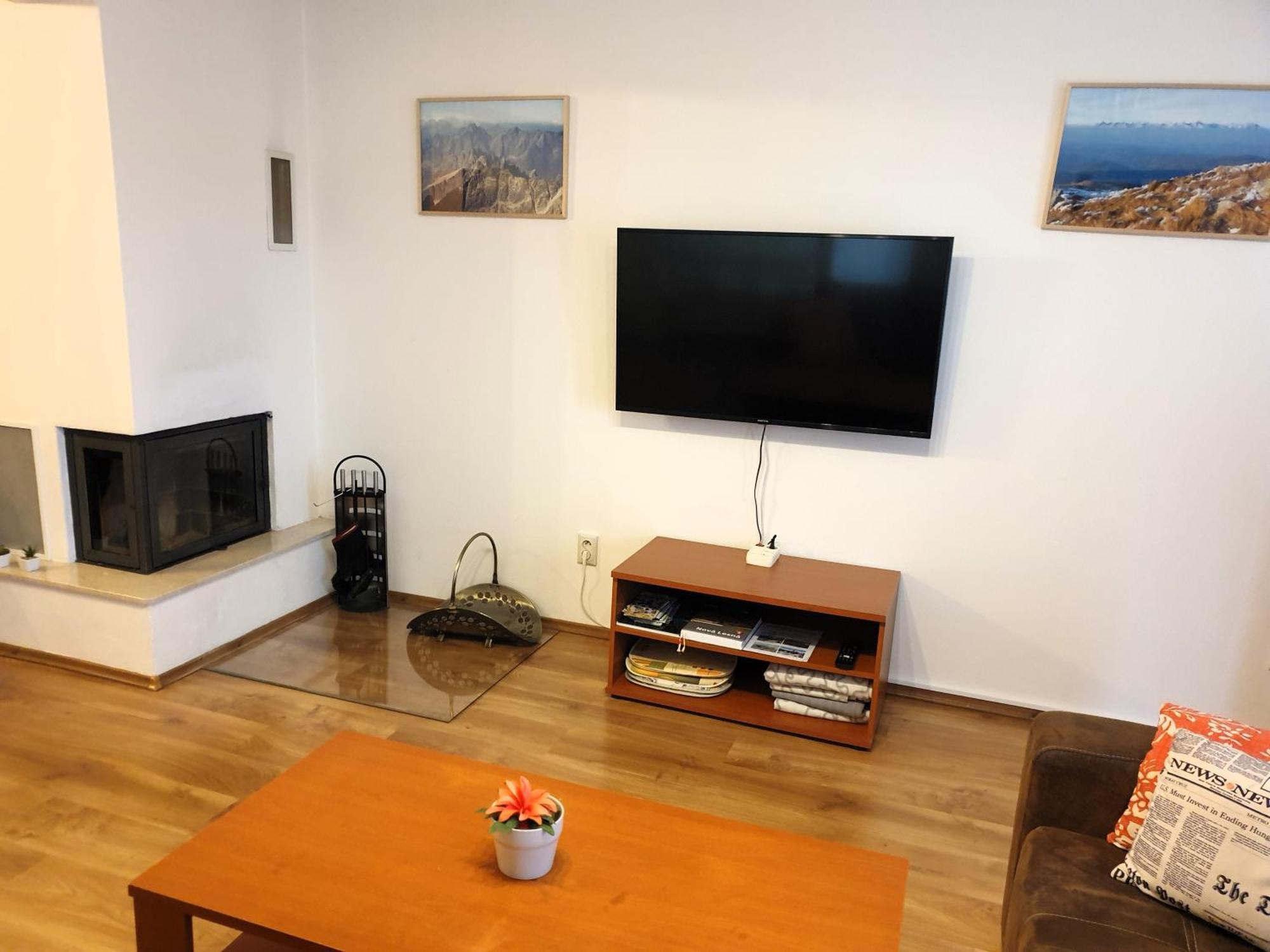 Apartman Slavkov Home & Parking Nová Lesná Exteriér fotografie