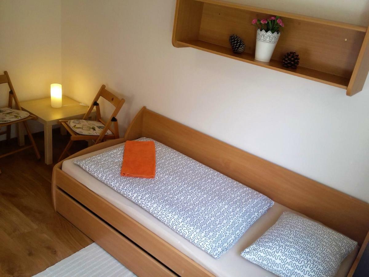 Apartman Slavkov Home & Parking Nová Lesná Exteriér fotografie